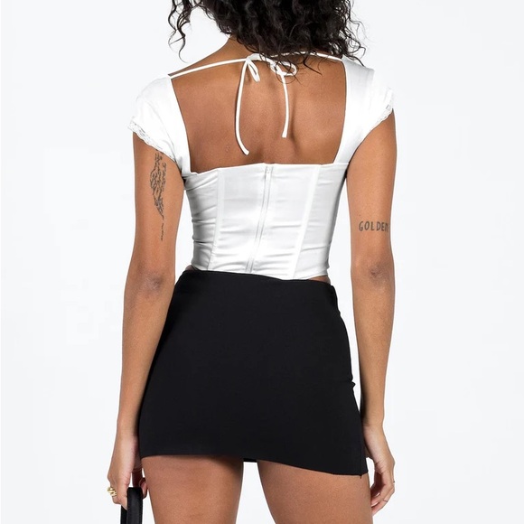 KARLEY LOW WAIST MINI SKIRT BLACK - Picture 3 of 4